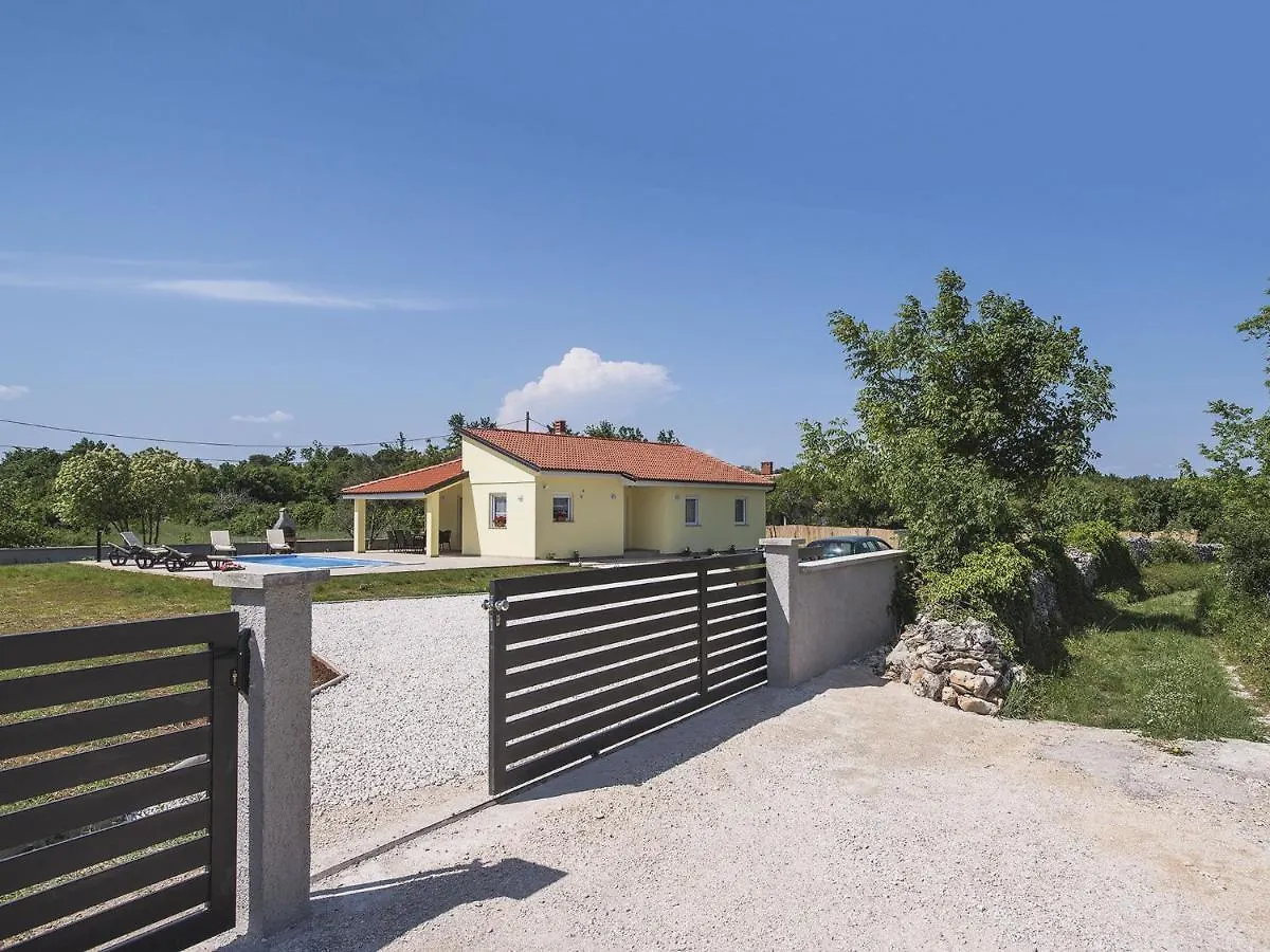 Modern Villa With Pool And Parasol In Marčana
